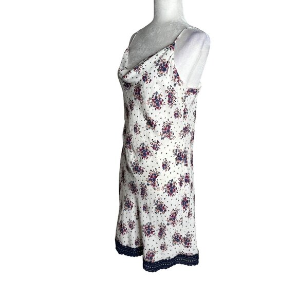 Skies Are Blue Floral Slip Dress Medium White Navy Lace Hem Adjustable Straps - Picture 3 of 7